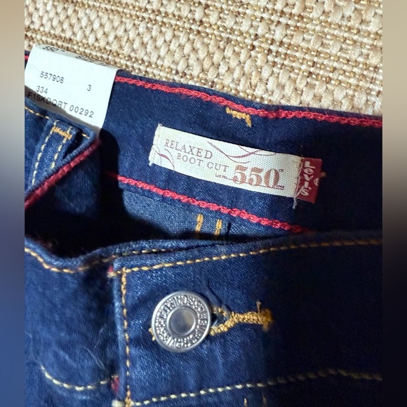 LEVIS misses Bootcut jeans 550
Relaxed denim
Size 12 
Stretch 
Brand new! - Picture 5 of 6